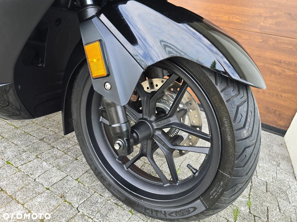 Honda NSS - 26