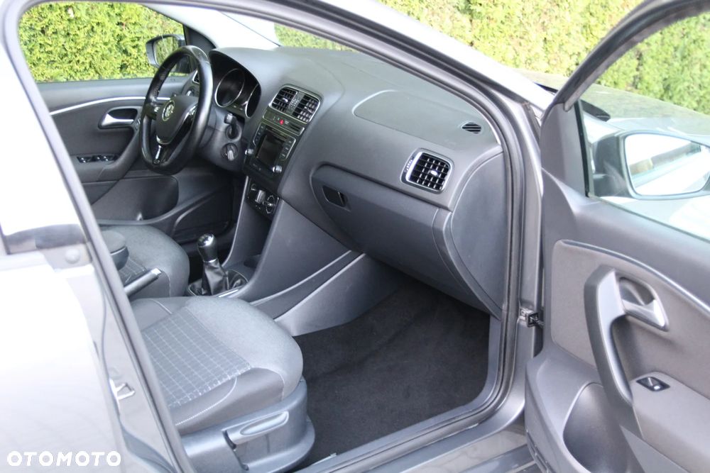 Volkswagen Polo 1.0 (Blue Motion Technology) Trendline - 12
