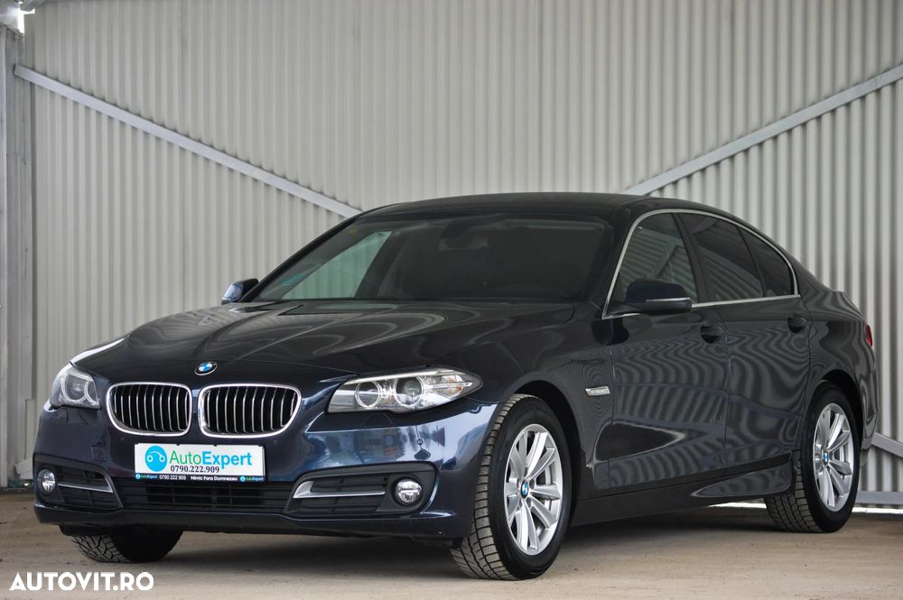 BMW Seria 5 520d Aut. Sport Line - 31