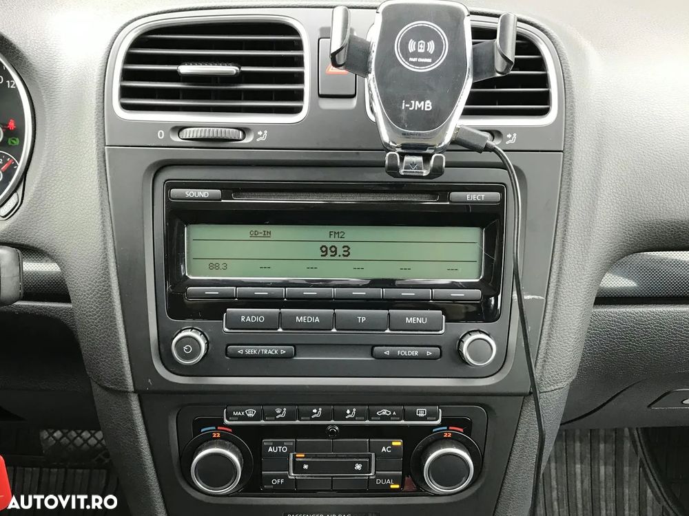Volkswagen Golf 2.0 TDI DPF BlueMotion Technology DSG Comfortline - 7