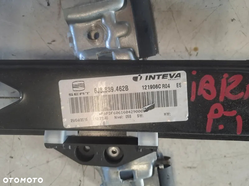 SEAT IBIZA IV 14r PODNOŚNIK SZYB PRAWY TYŁ TYLNY 6J8839462B - 2