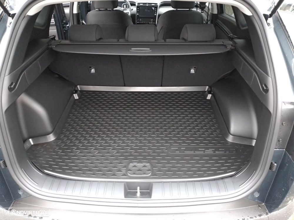 Hyundai Tucson 1.6 T-GDI HEV Vanguard+TA - 26