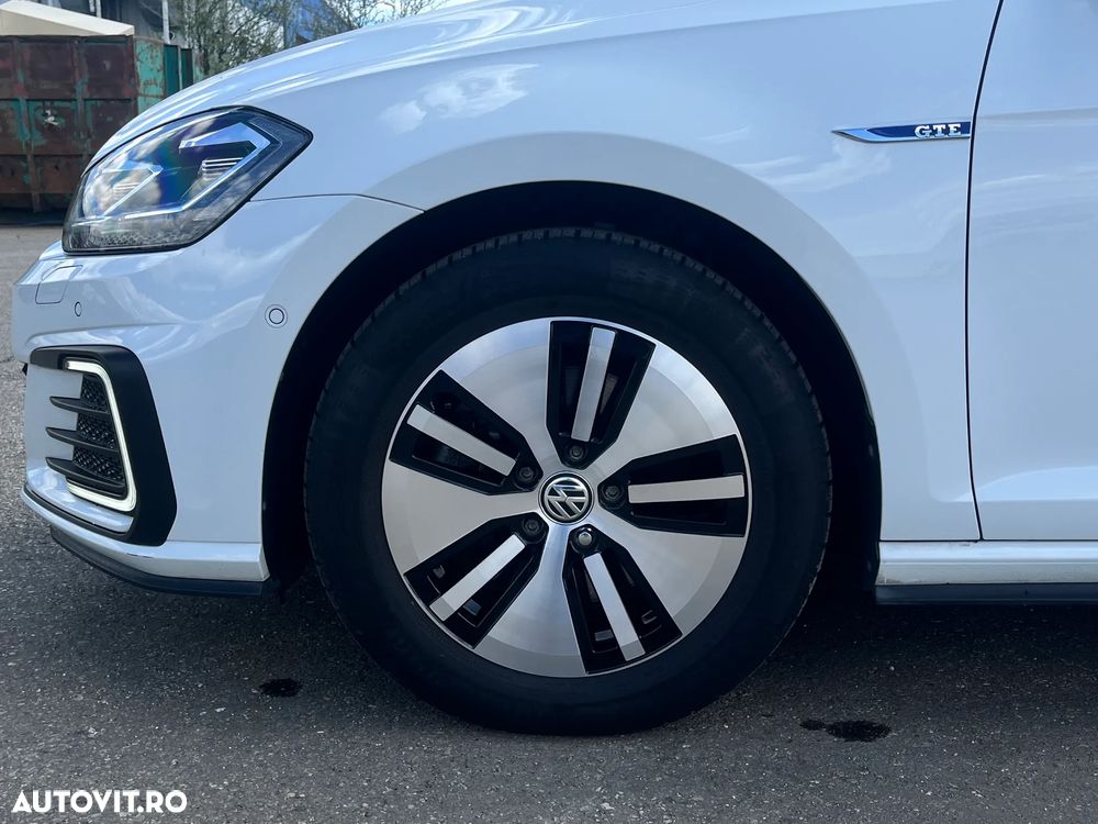 Volkswagen Golf 1.4 GTE Plug-In-Hybrid DSG - 32
