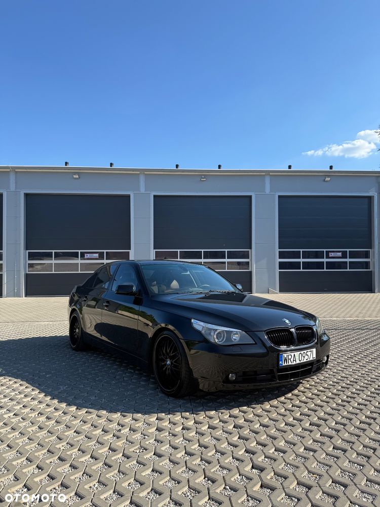 BMW Seria 5 525i - 12