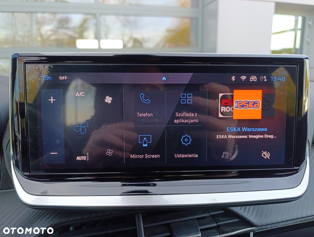 Peugeot 2008 PureTech 100 Allure S&S BVM6 - 32