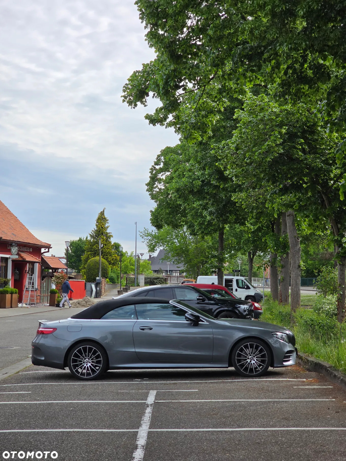 Mercedes-Benz Klasa E 220 d 4Matic Cabrio 9G-TRONIC AMG Line - 15
