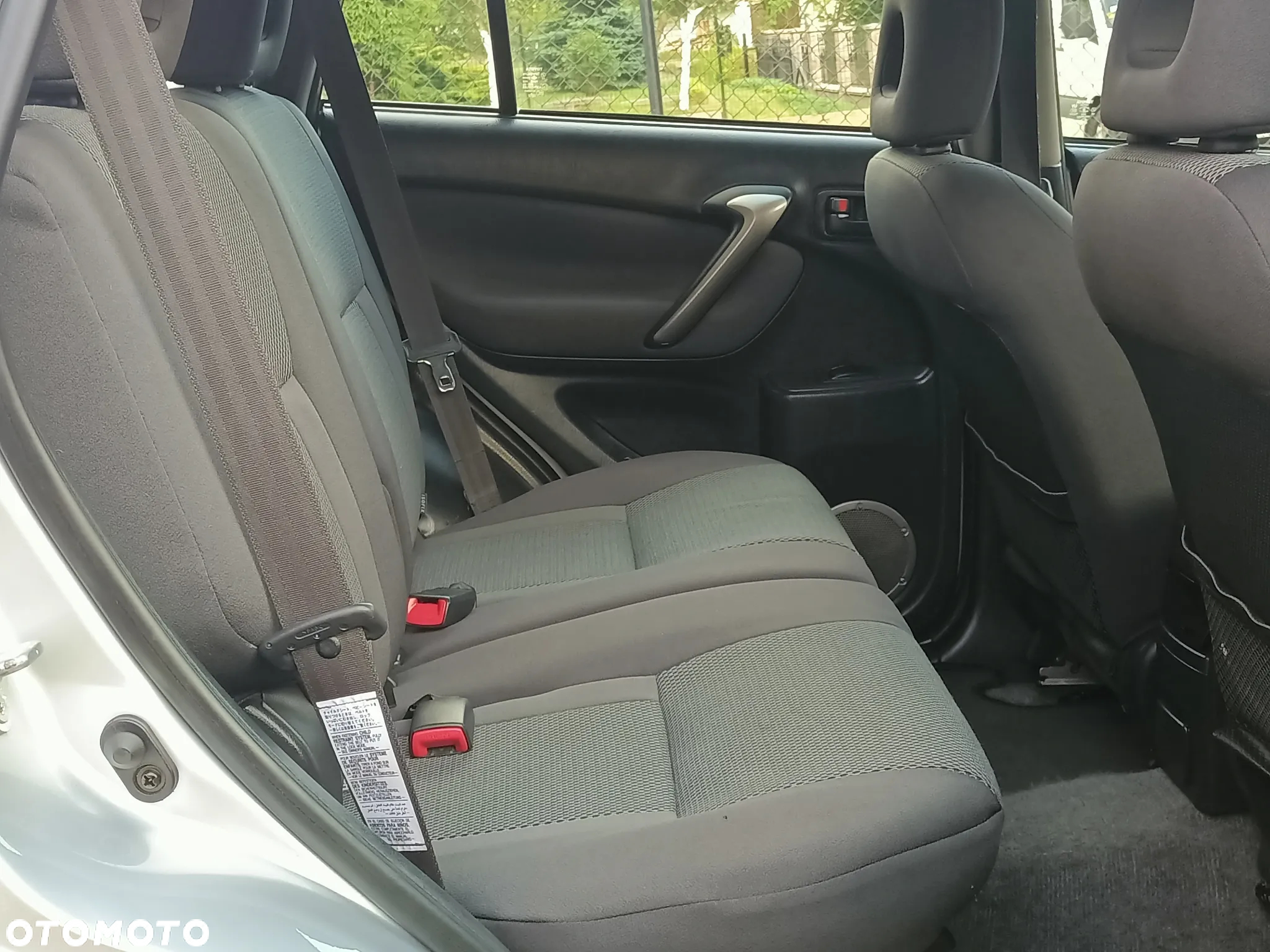 Toyota RAV4 D-4D 4x4 Sol - 13