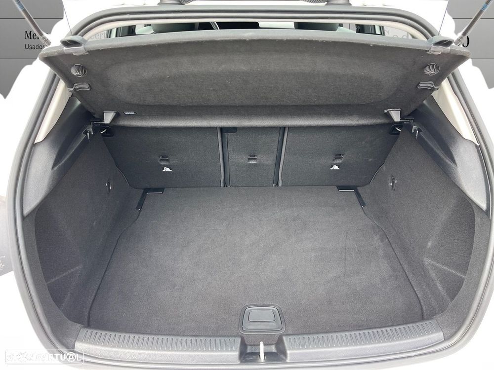 Mercedes-Benz A 200 Standard - 21