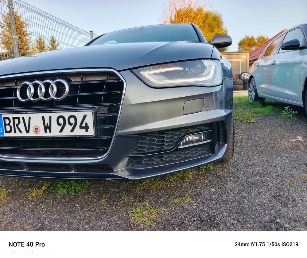 Audi A4 Avant 2.0 TDI ultra S tronic sport - 22