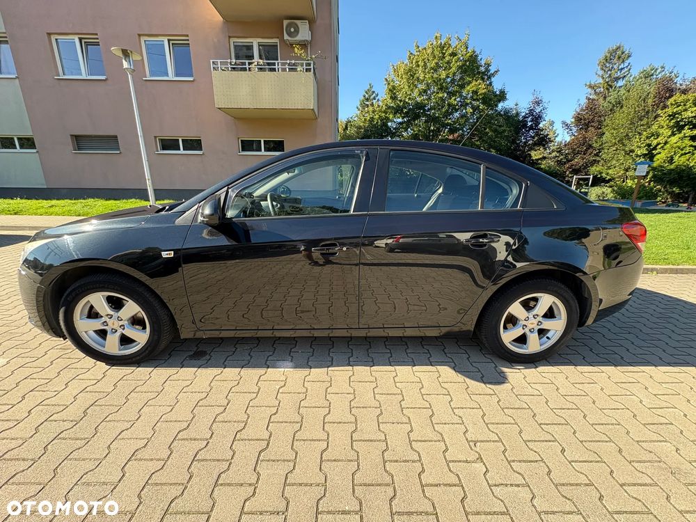 Chevrolet Cruze 1.6 LT - 4