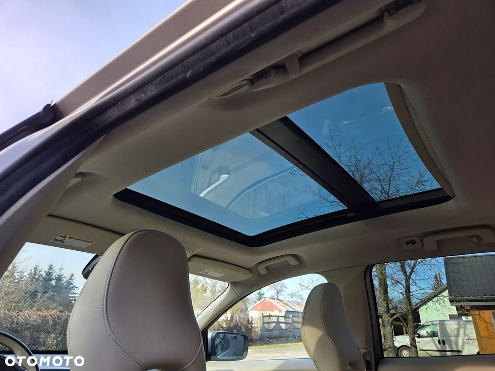 Volvo XC 60 T5 AWD Momentum - 16