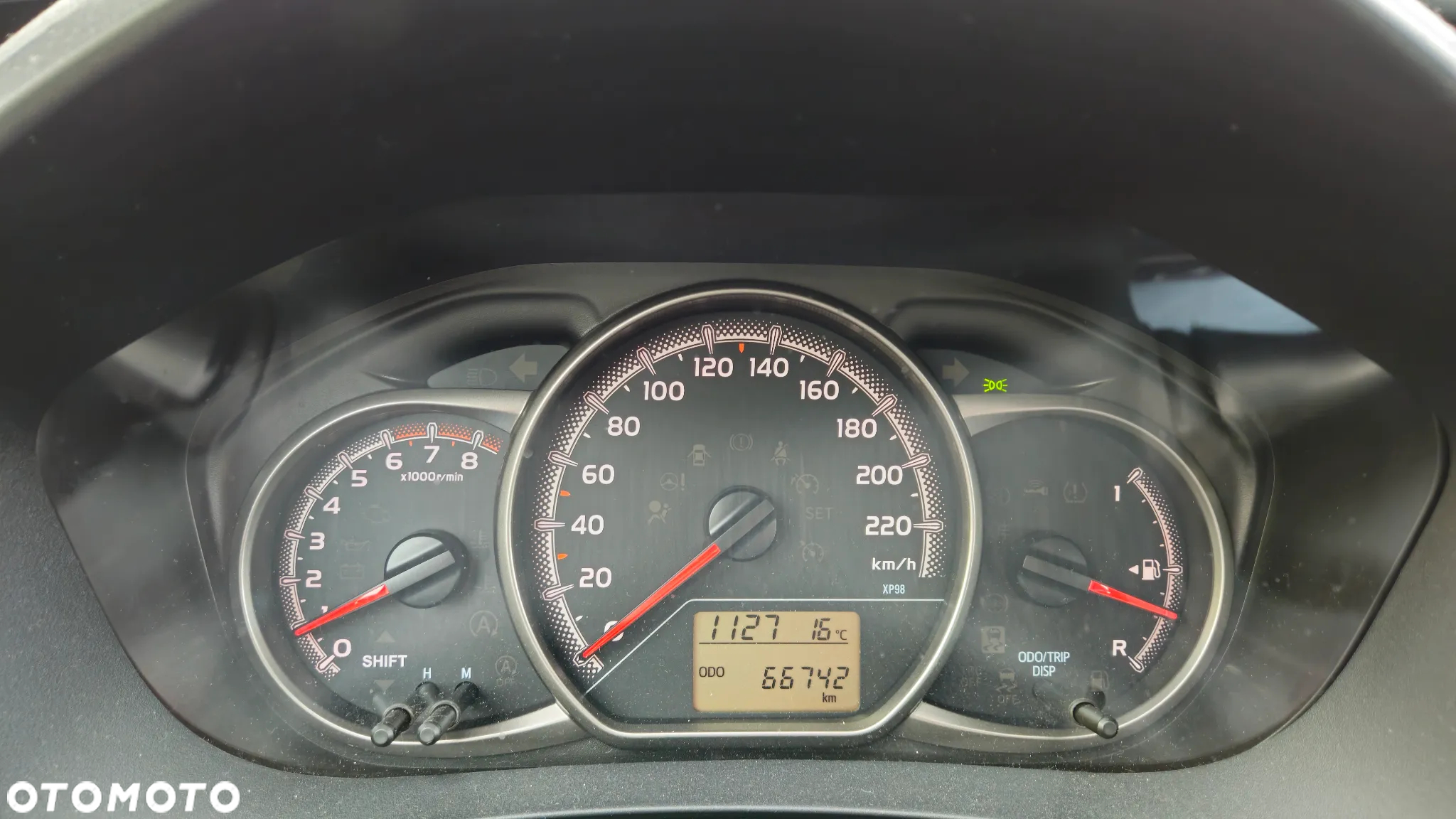 Toyota Yaris 1.0 Active - 9