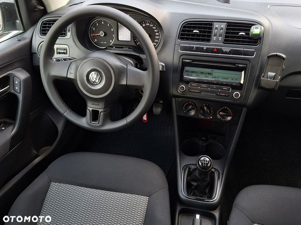 Volkswagen Polo - 12