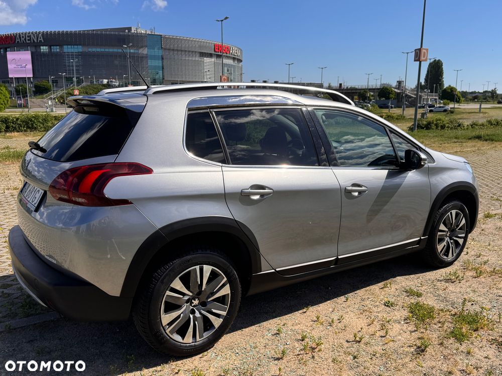 Peugeot 2008 - 14