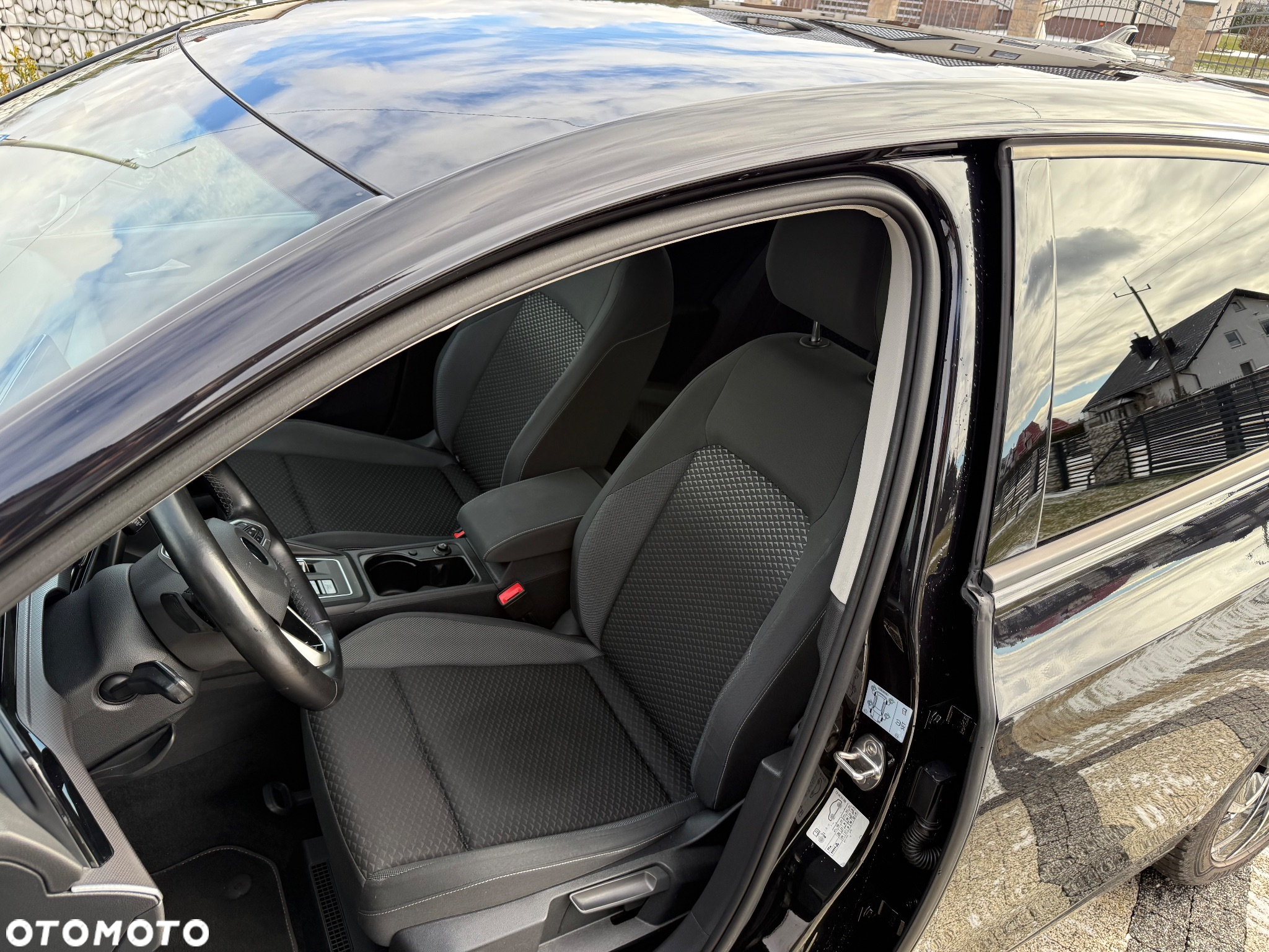 Volkswagen Golf - 20