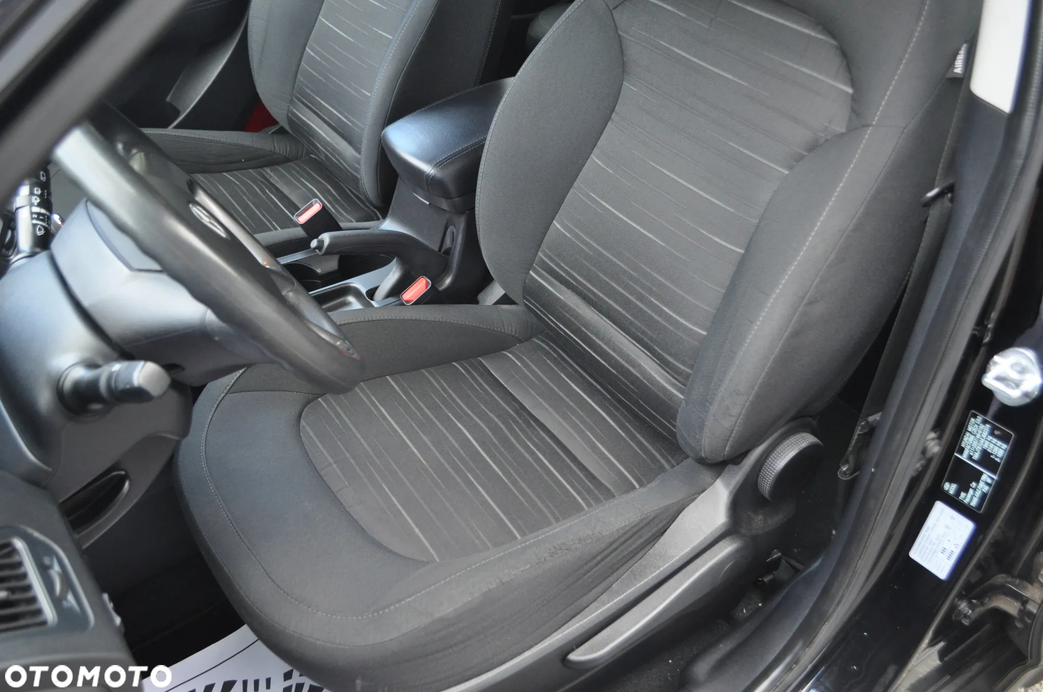 Hyundai ix35 1.7 CRDi 2WD Fifa World Cup Edition - 19