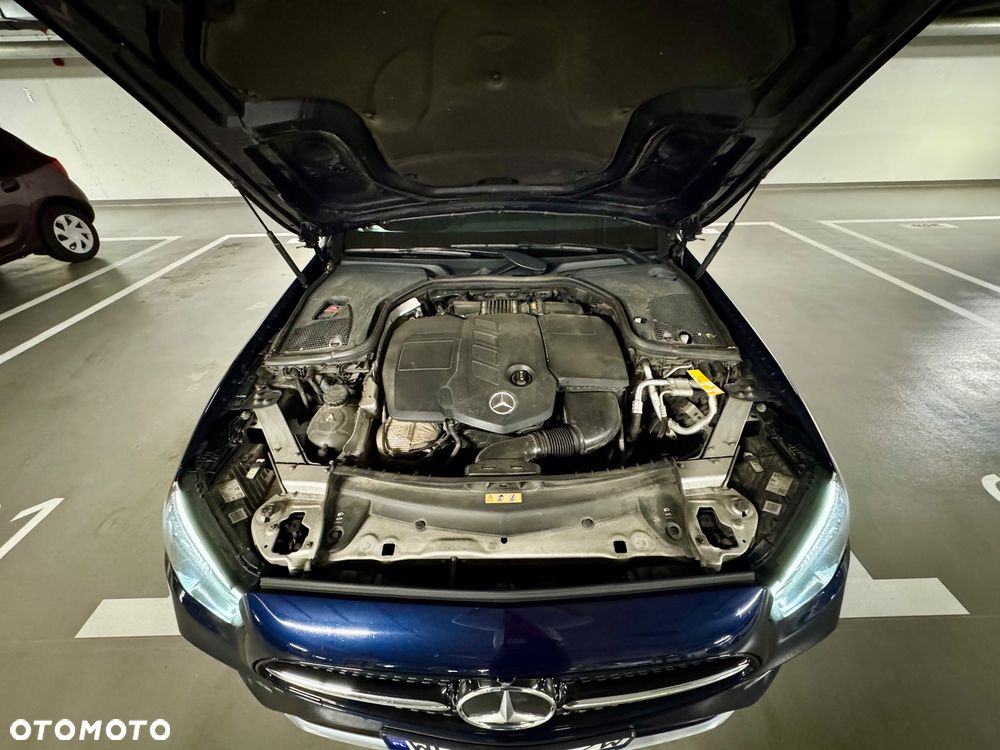 Mercedes-Benz Klasa E 220 d 4-Matic Avantgarde - 14