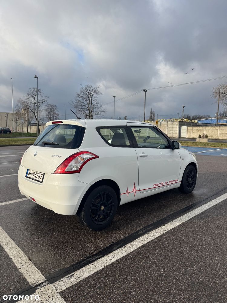 Suzuki Swift - 6
