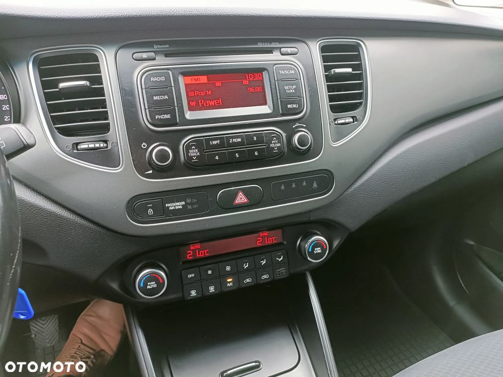 Kia Carens 1.6 GDI M - 15