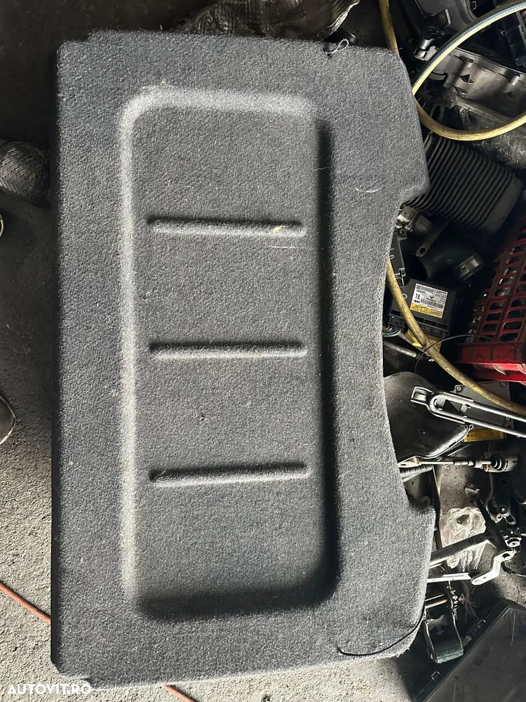 Polita Rulou Tavita Capac Portbagaj Dacia Sandero 1 2008 - 2012 - 1