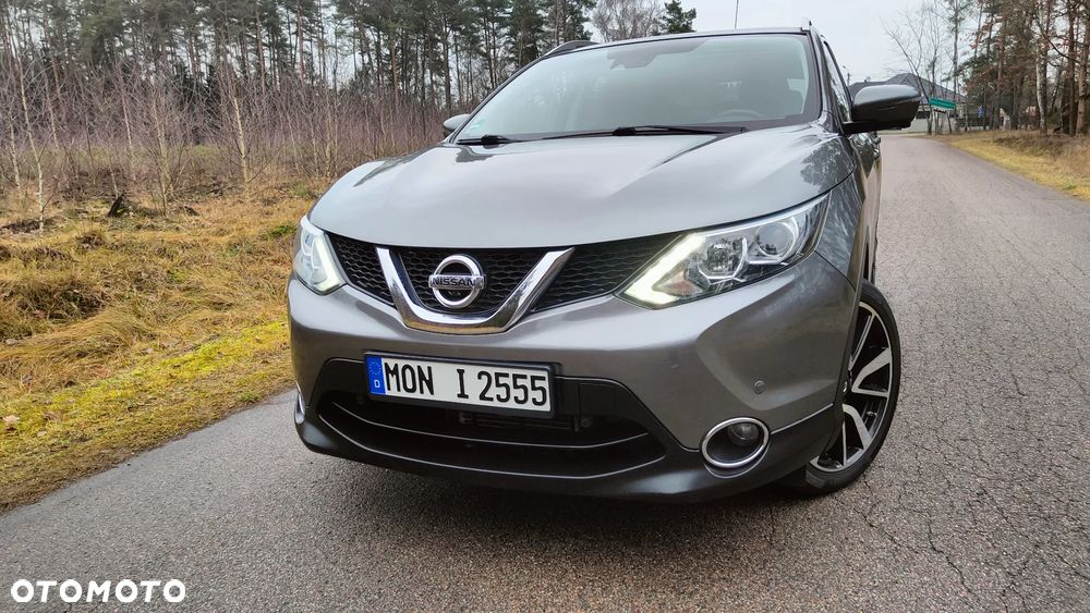 Nissan Qashqai 1.6 dCi Xtronic TEKNA+ - 1