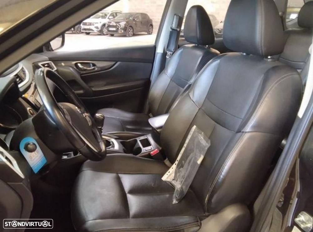 Nissan X-Trail - 4