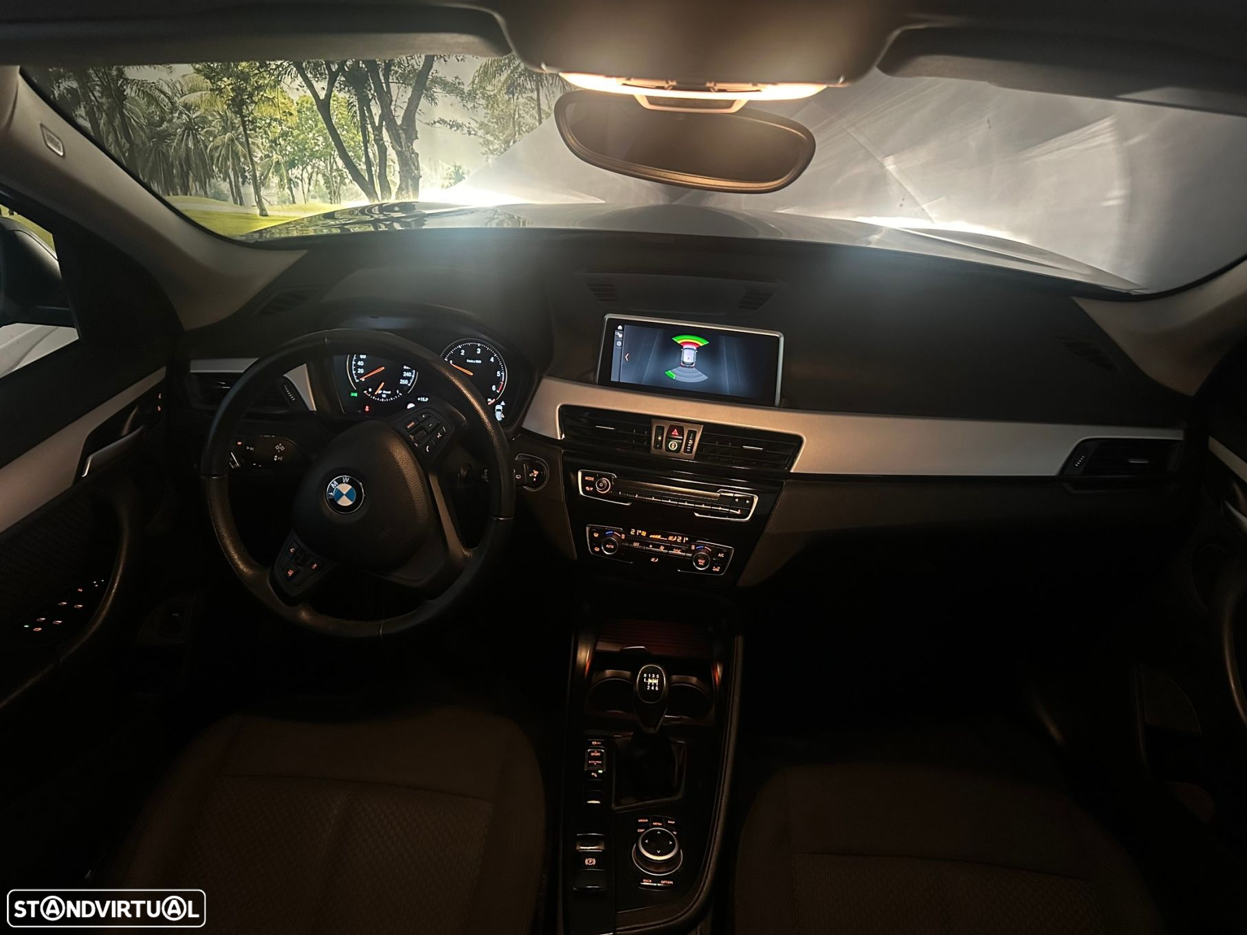 BMW X1 16 d sDrive Advantage - 30