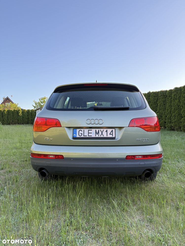 Audi Q7 - 6