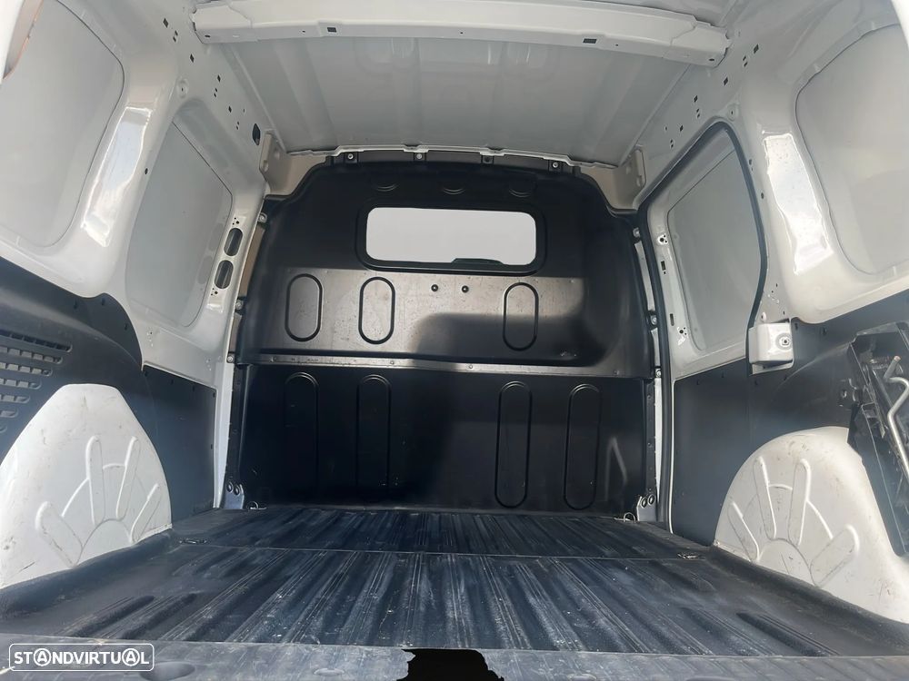 Renault Kangoo 1.5 dCi - 16