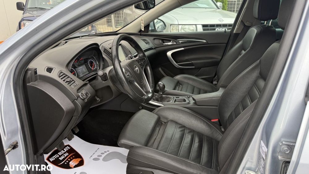 Opel Insignia - 12
