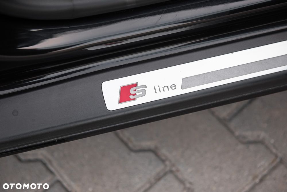 Audi A3 Sportback 2.0 TFSI (DSG) S tronic S line Sportpaket plus - 29