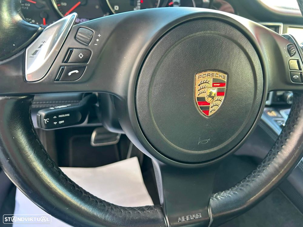 Porsche Panamera Platinum Edition - 41