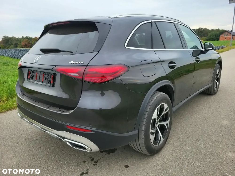 Mercedes-Benz GLC - 10