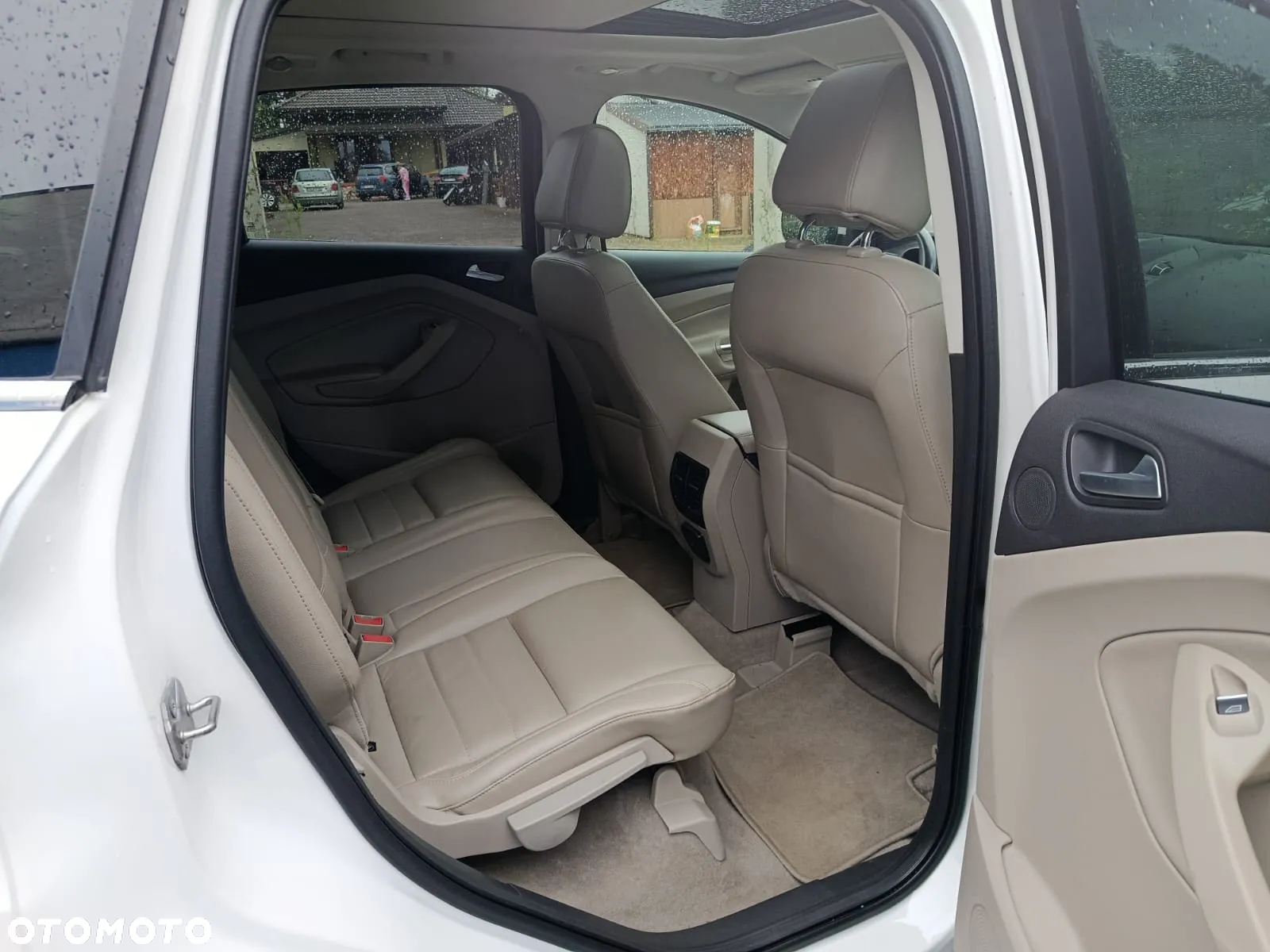 Ford Kuga 2.0 EcoBoost AWD ST-Line ASS - 17