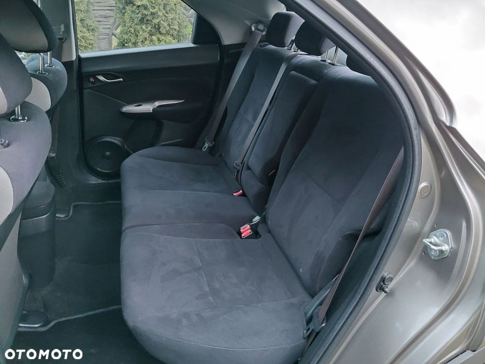Honda Civic 1.8i-VTEC Sport - 17