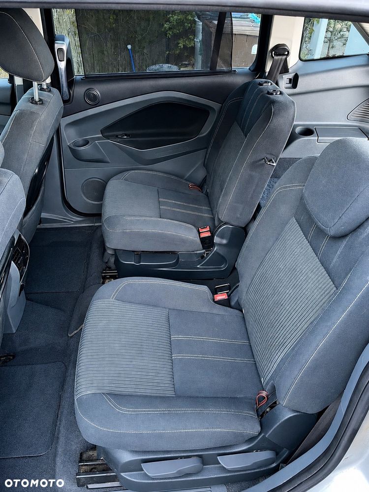 Ford Grand C-MAX 2.0 TDCi Titanium - 16