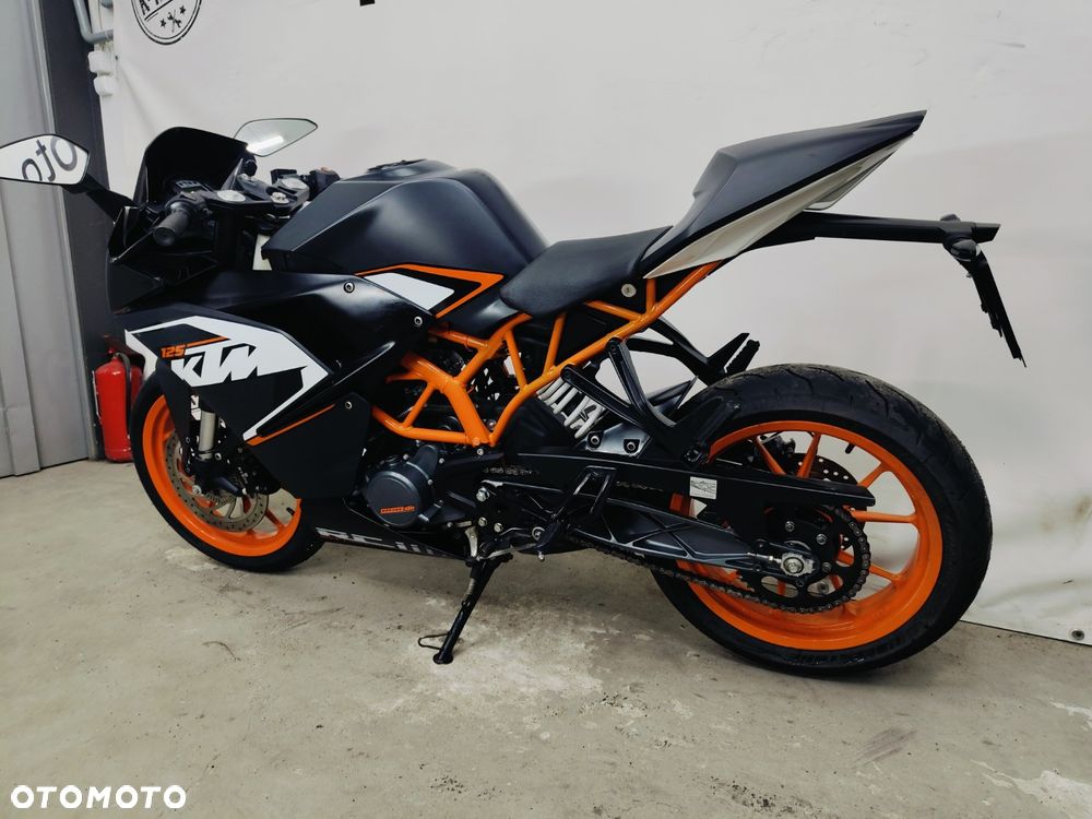 KTM RC 125 - 23