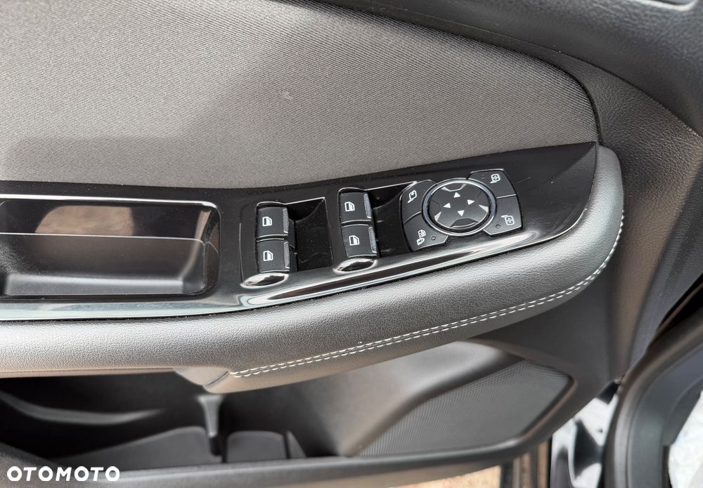 Ford S-Max - 21