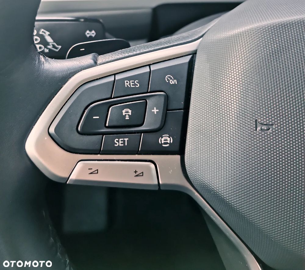 Volkswagen T-Roc 1.5 TSI Life DSG - 11