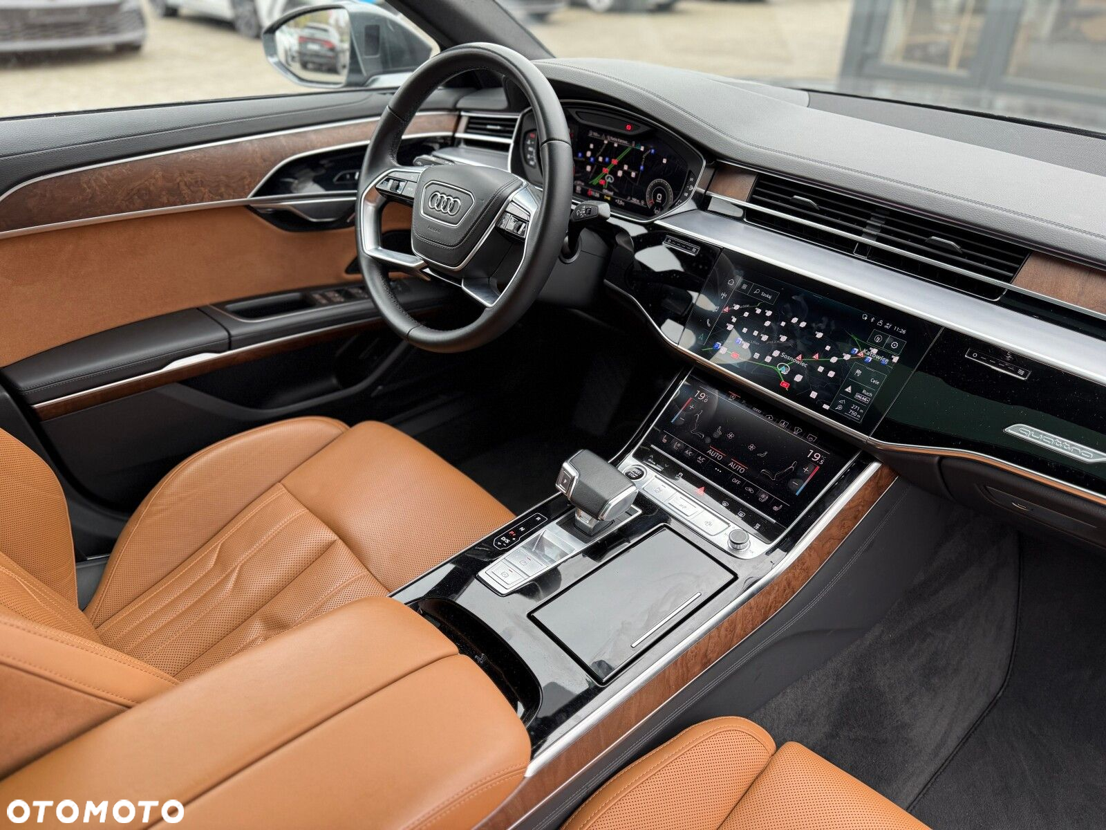 Audi A8 - 12