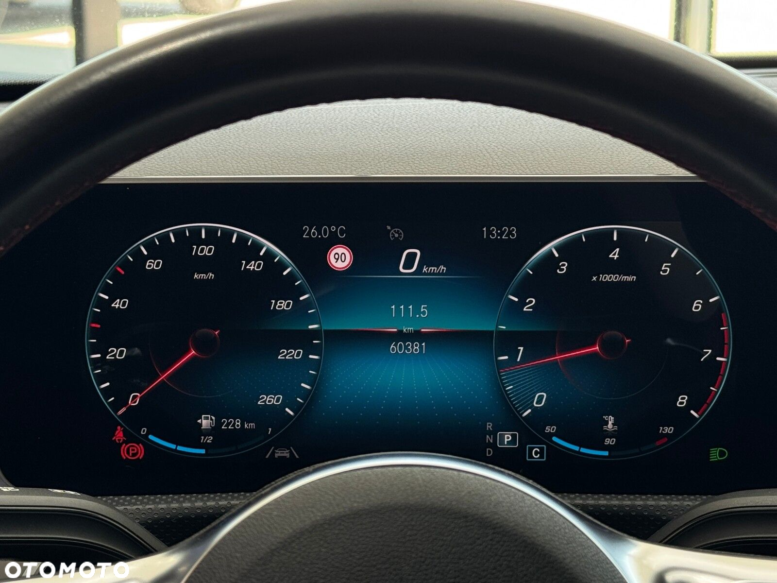Mercedes-Benz CLA - 16