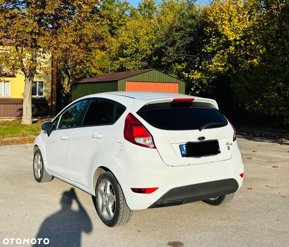Ford Fiesta 2013 photo 5
