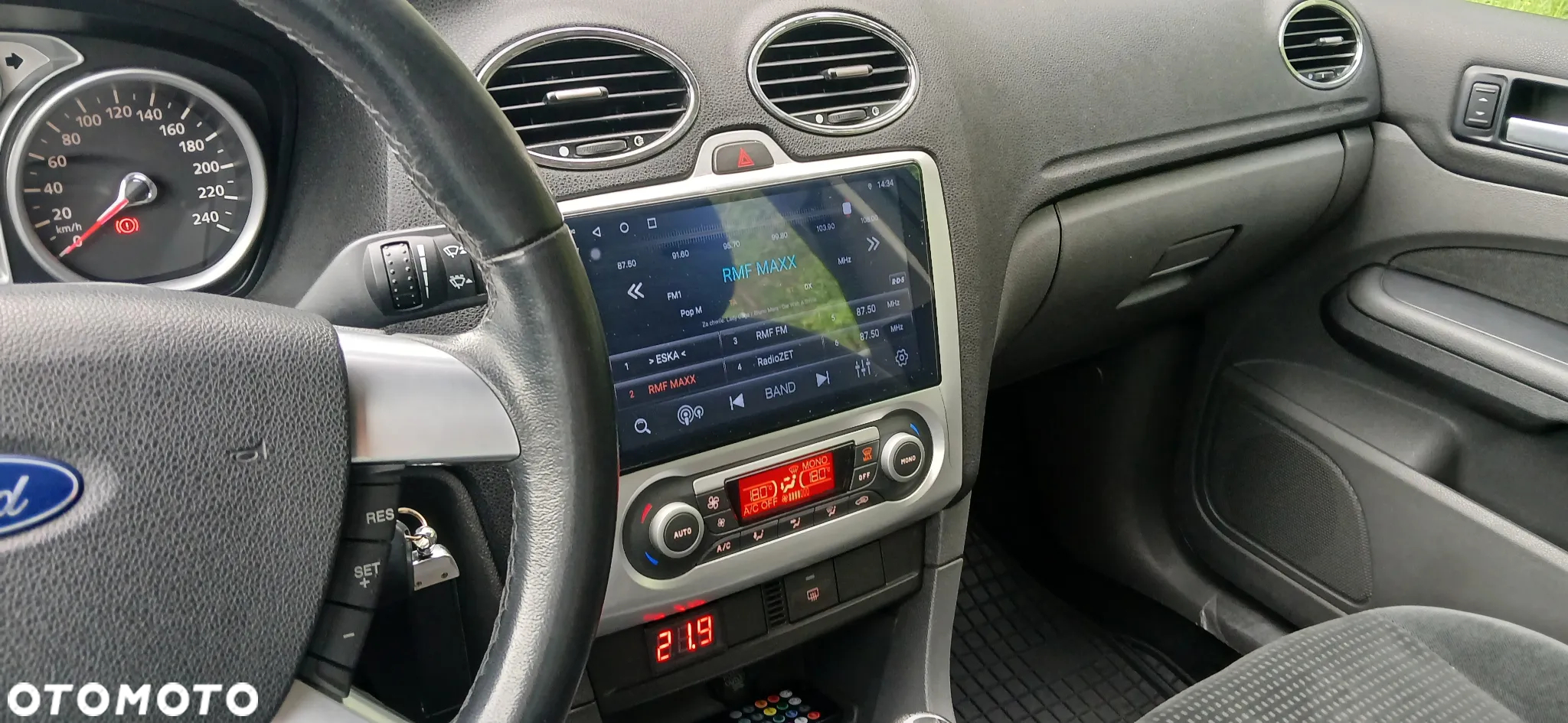 Ford Focus - 39