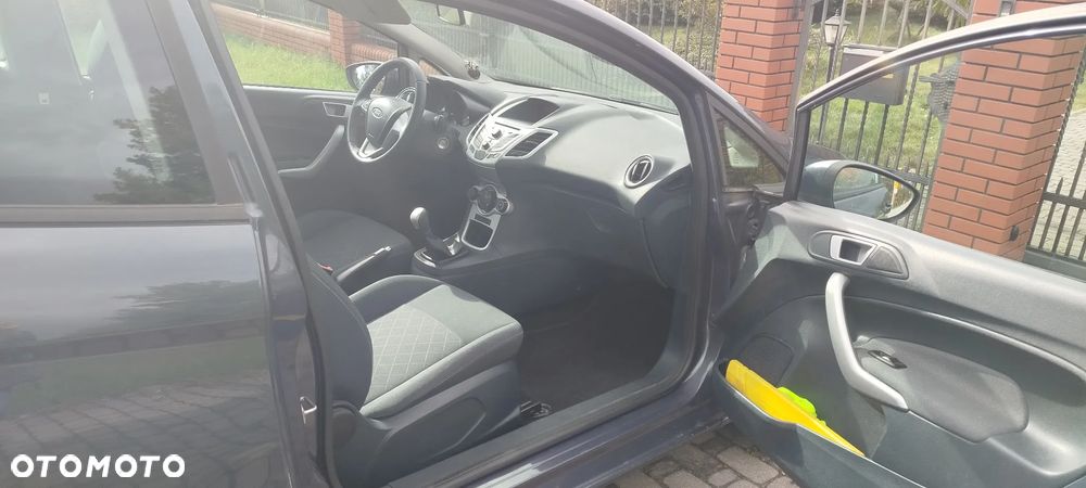 Ford Fiesta 1.6 TDCi DPF Trend - 9