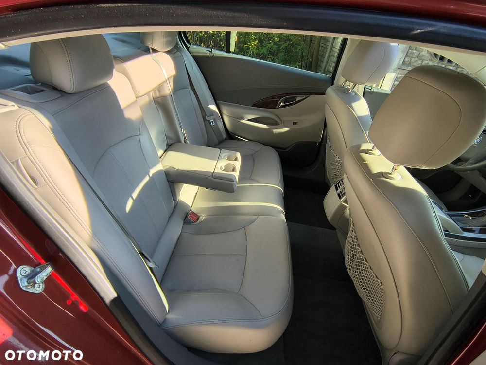 Buick Lacrosse - 7
