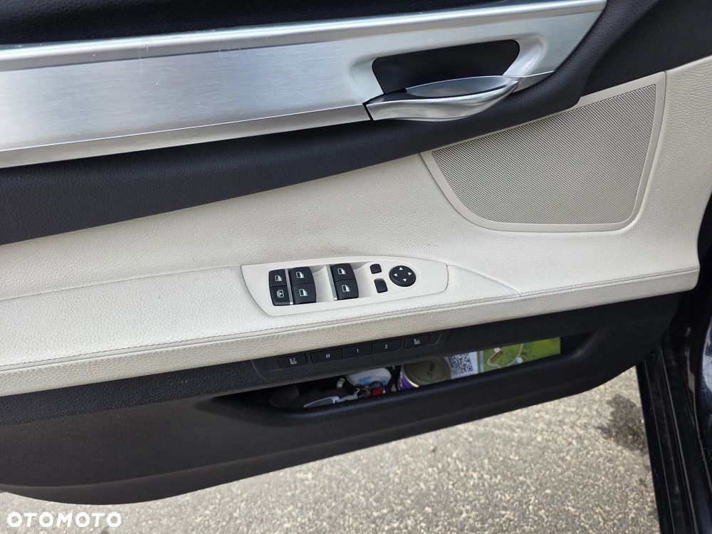 BMW Seria 7 730d xDrive - 8
