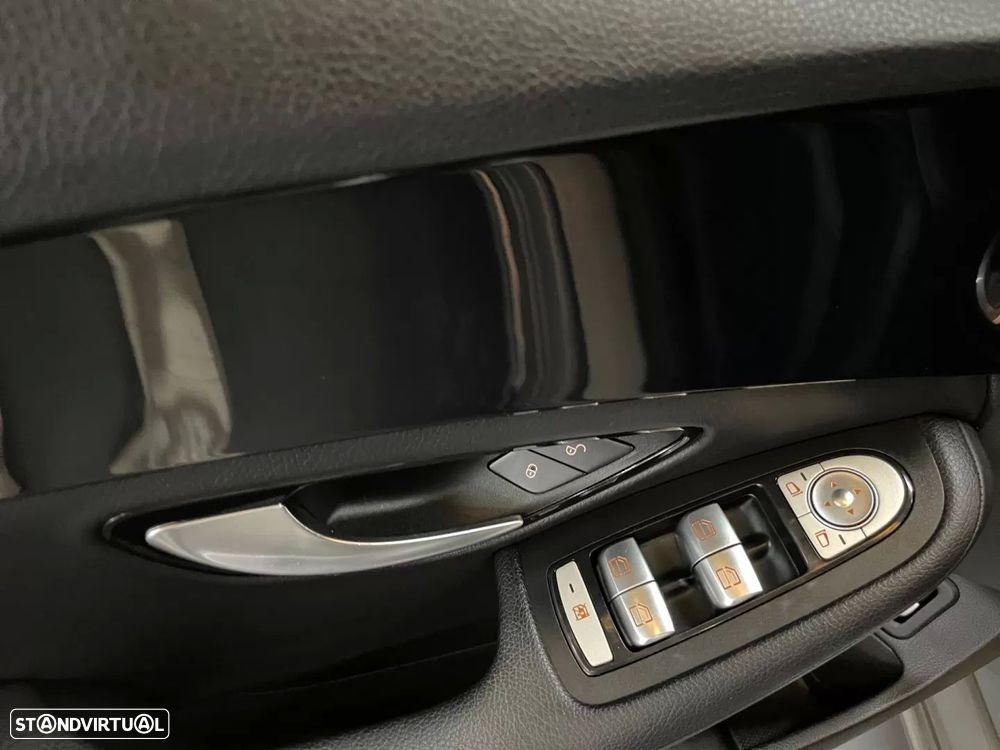 Mercedes-Benz C 180 d Station Exclusive - 17