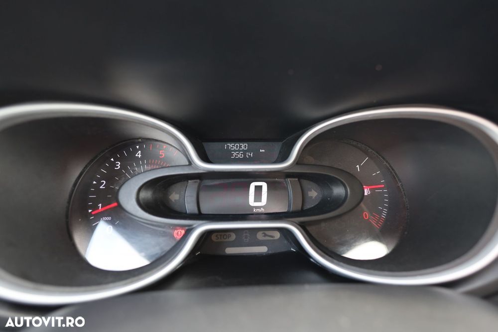 Renault Trafic - 18