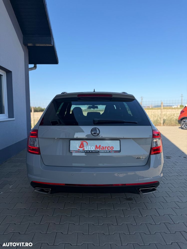 Skoda Octavia 2.0 TDI (Green tec) DSG RS - 10