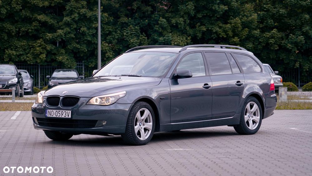 BMW Seria 5 525d - 9